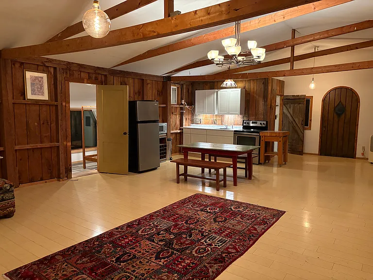 35 Hasbrouck Ln #A — Photo 7