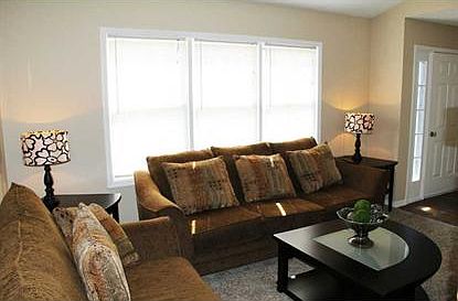 5th image of 1205 Cedar Pl
