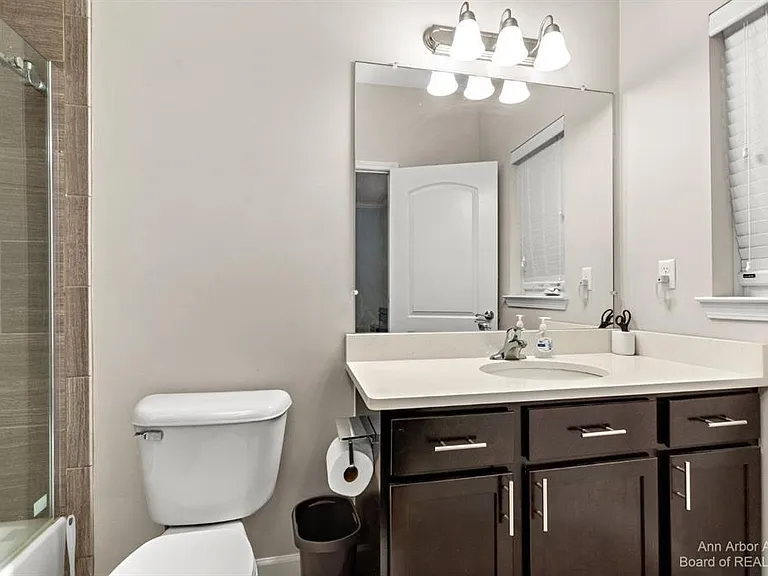 5570 Arbor Chase Dr — Photo 21