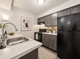 Fox Grove Apartments