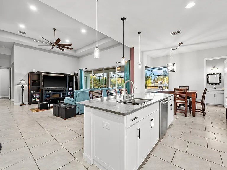 7484 Ripetta St — Photo 11