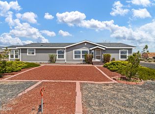 312 Phyllis Way, Silver Springs, NV 89429