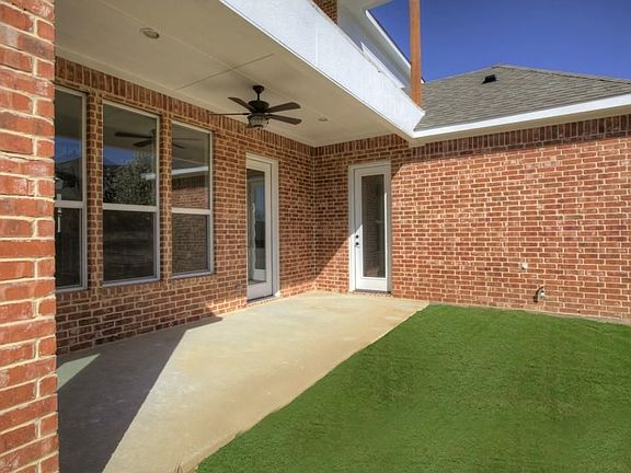 4th image of 1505 Parkview Dr