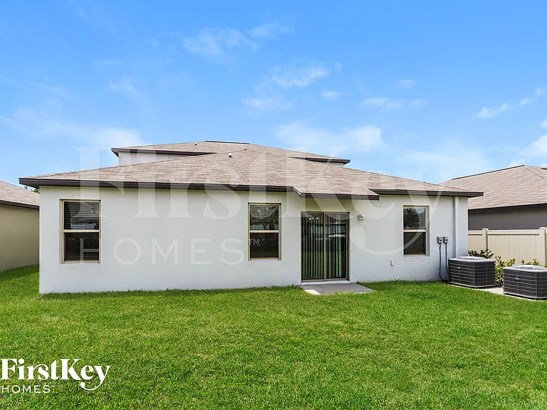 10226 Bright Crystal Ave — Photo 15