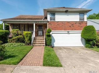 79-46 209th St, Oakland Gardens, NY 11364
