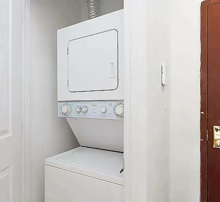 Rented by REAL New York | media 17