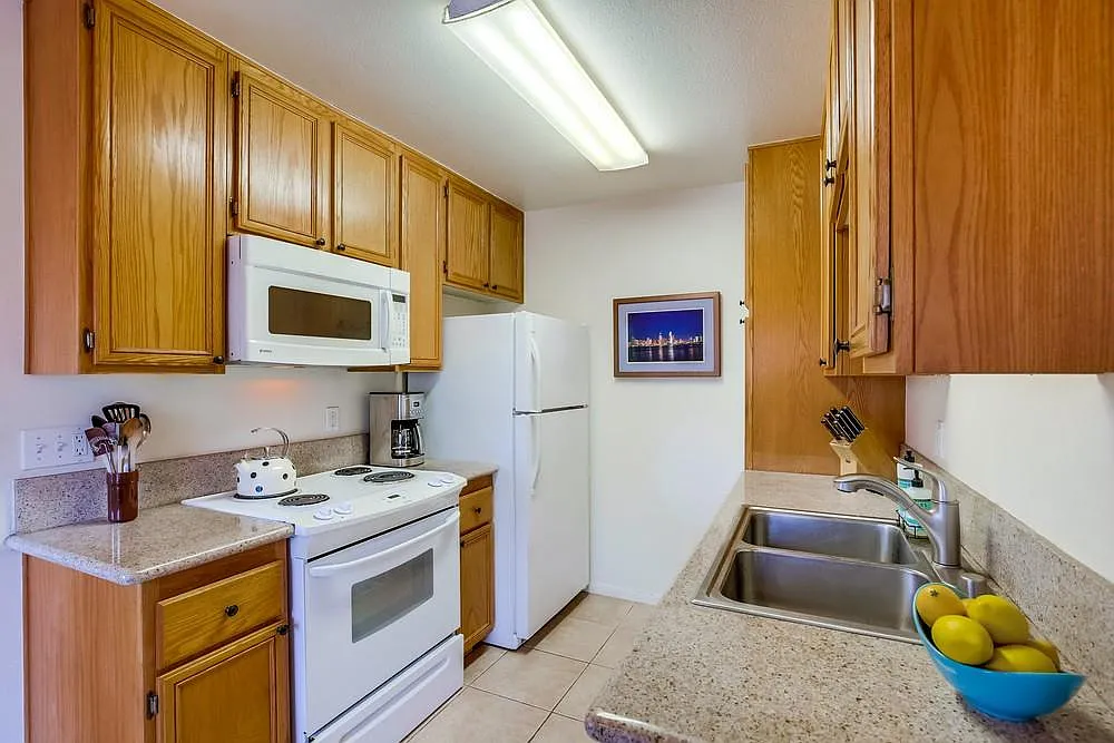 1 bed, 710 sqft, $2,445 — Photo 4