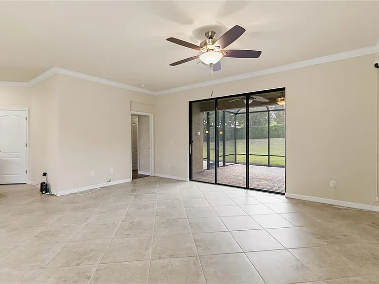 7156 Marsh View Ter — Photo 8
