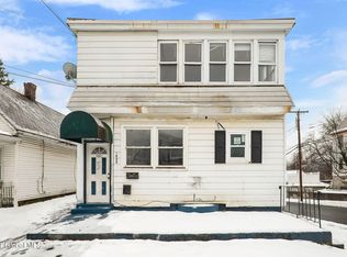 1052 Cutler St, Schenectady, NY 12303