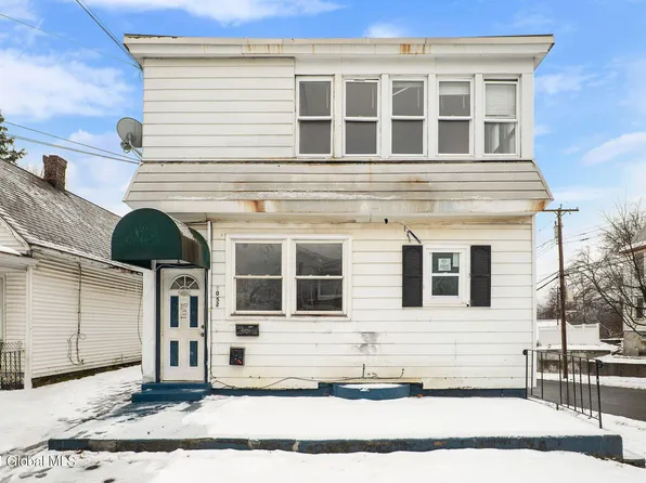 1052 Cutler Street, Schenectady, NY 12303