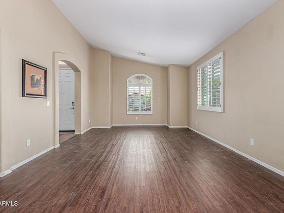 5th image of 1518 E DESERT BREEZE Drive