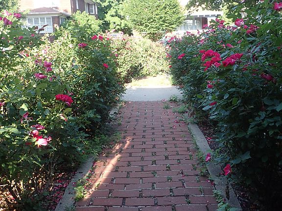3rd image of 569 College Ave SE