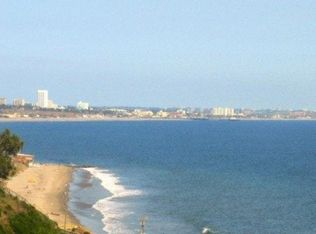 18111 Coastline Dr APT 2, Malibu, CA 90265
