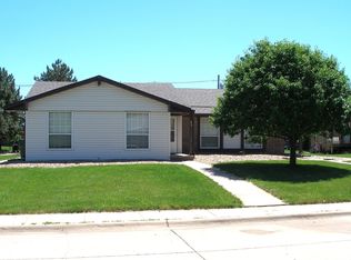 1714-1716 W 40th St, Kearney, NE 68845