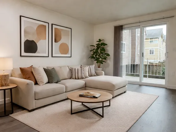 Olympic View Apartments, 11740 Greenwood Ave N APT 109, Seattle, WA 98133