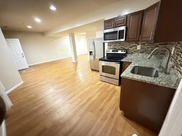 1501 Fallsgrove Ln, District Heights, MD 20747