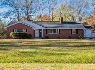 126 Angel Dr, Winston Salem, NC 27101