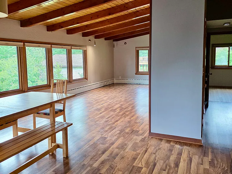 114 W Buffalo St — Photo 2
