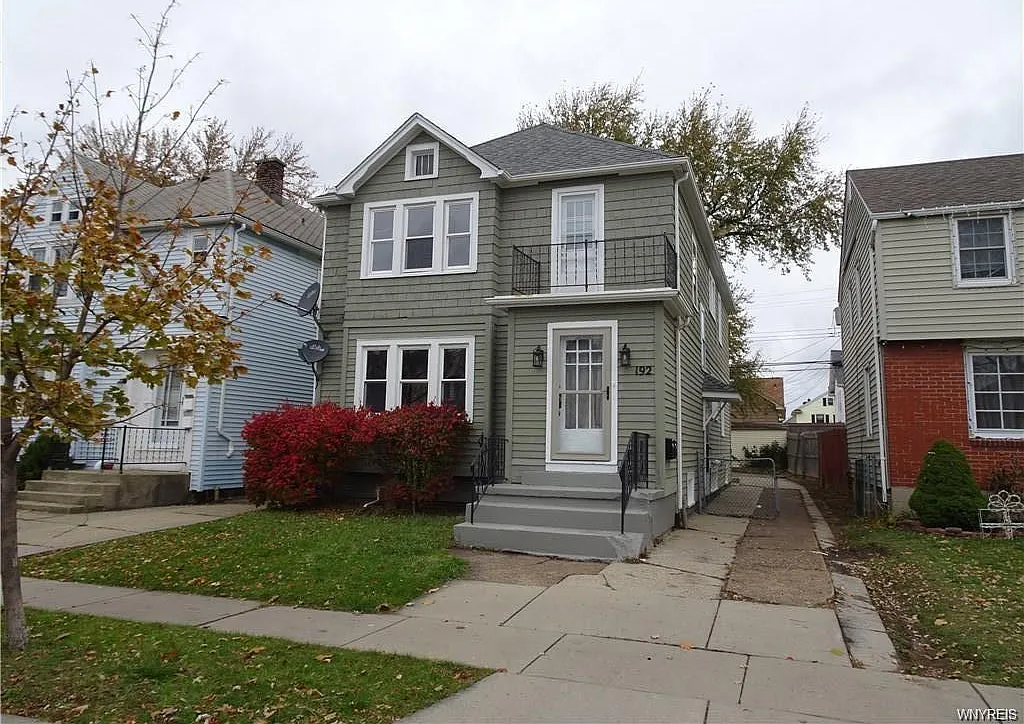 2 bed, 1050 sqft, $1,400 — Photo 1