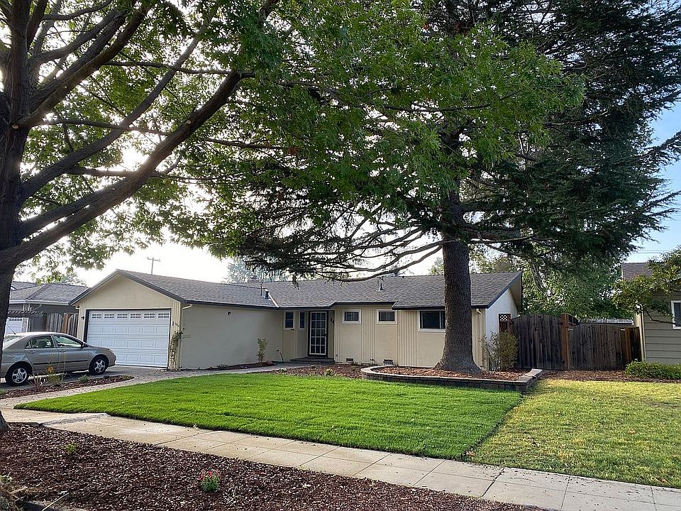 1st image of 1460 Hauck Dr