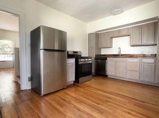 3175 Oakshire Ave, Berkley, MI 48072