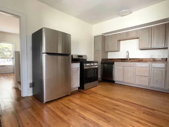 3175 Oakshire Ave, Berkley, MI 48072