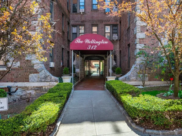 312 Main Street #1F, White Plains, NY 10601