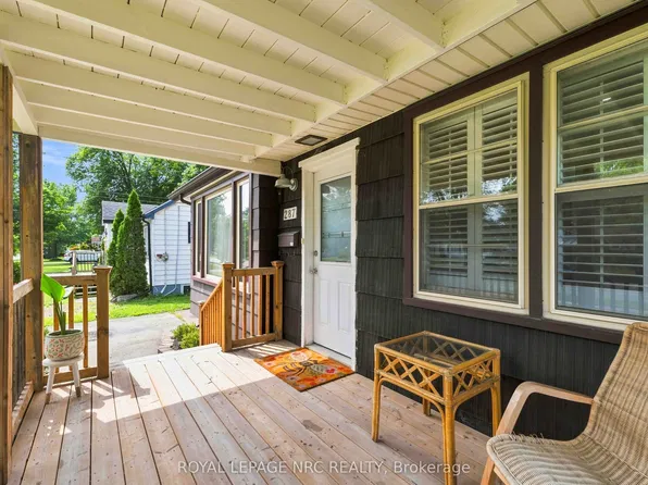 287 1st Ave, Welland, ON L3C 1Z1