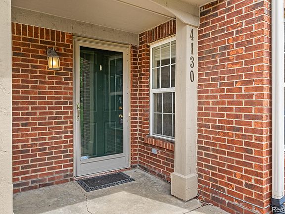 2nd image of 4130 S Hampton Ridge Blvd #63