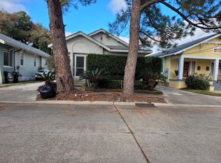 733 Greenwood Dr, New Orleans, LA 70124