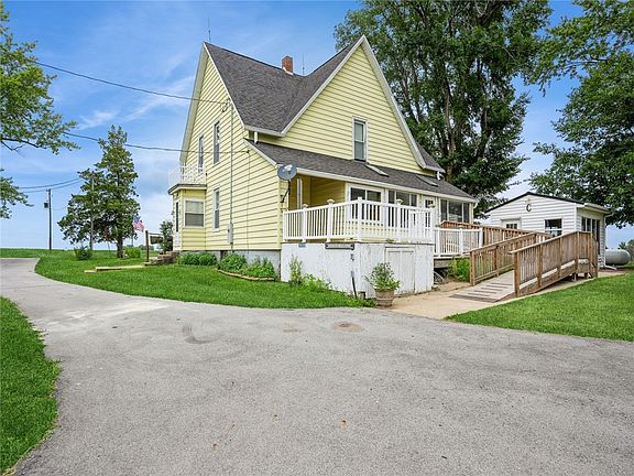 4th image of 21388 Kirkwood St