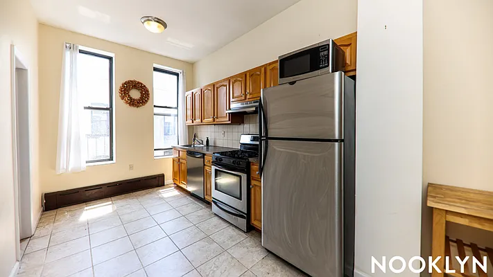 Rented by Nooklyn NYC LLC | media 1