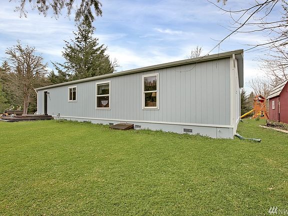 2nd image of 12818 Kapowsin Highlands Dr E