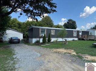 172 Mobile Hts, Mayfield, KY 42066