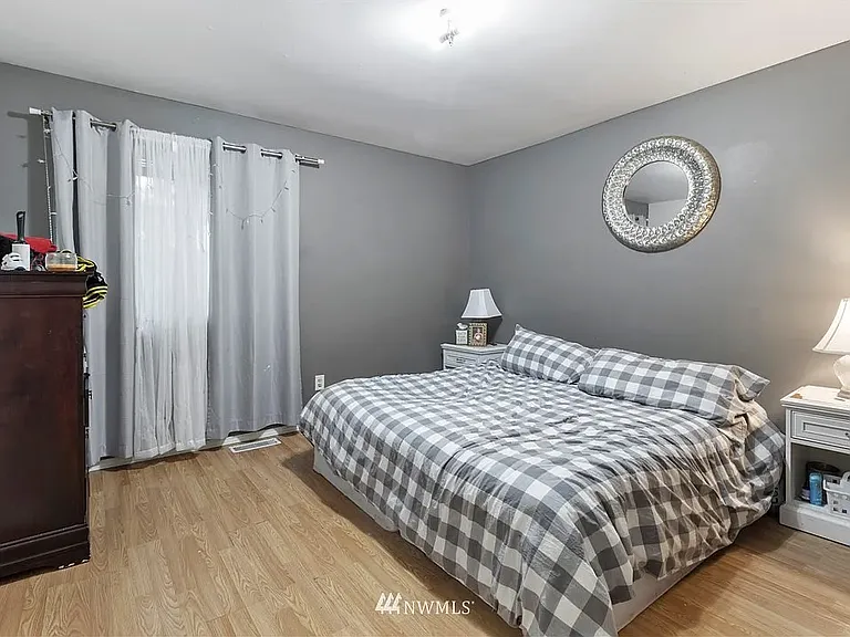 1179 NE Nittney Ln — Photo 12