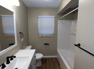 604-2 Morgantown Ave, Fairmont, WV 26554
