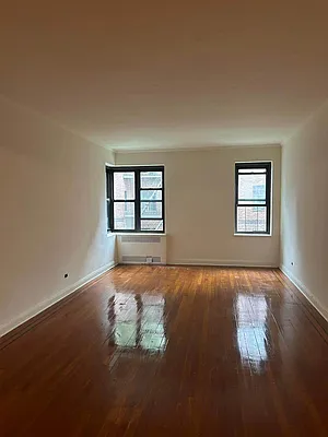 Rented by Voro Purple LLC | media 5