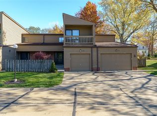 136 Kimrose Ln, Broadview Heights, OH 44147