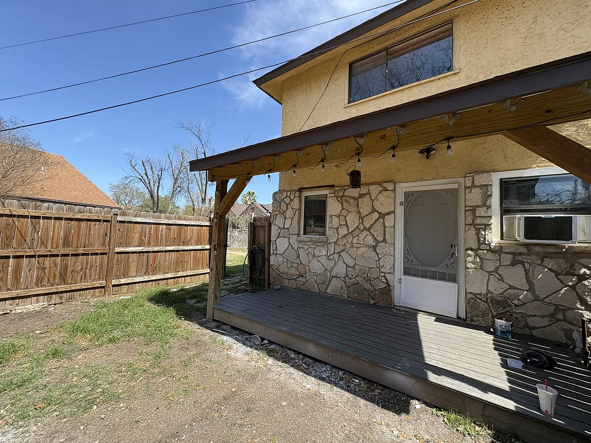 Sunny covered front porch - 210 Club Dr #2
