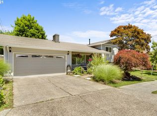 17633 NE Multnomah Dr, Portland, OR 97230