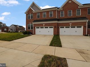 1025 Llano Dr, La Plata, MD 20646