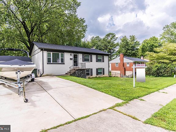 4th image of 3811 Del Mar Dr