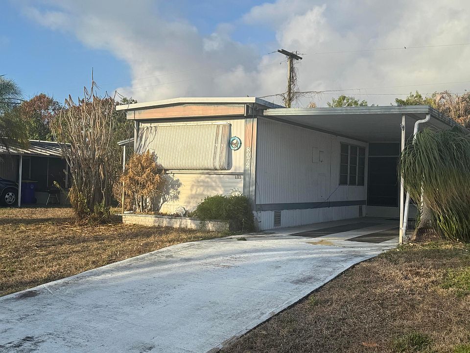1st image of 8072 SE SKYLARK Avenue