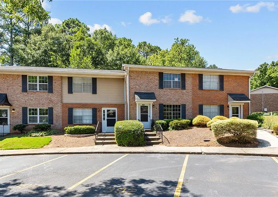 392 Northdale Ct