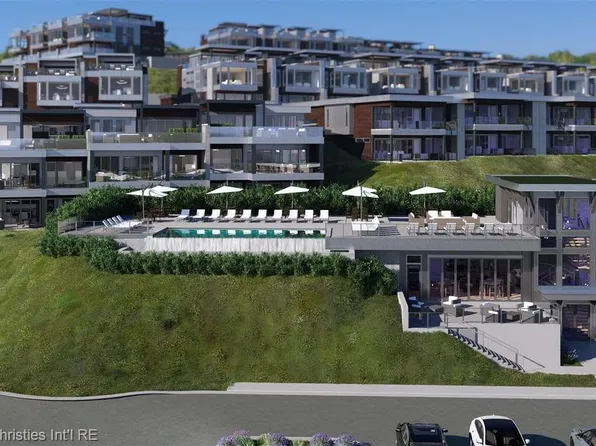 3575 Charlevoix Ave #11, Petoskey, MI 49770