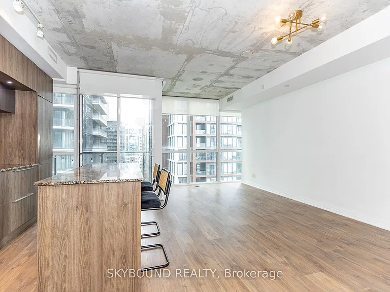 88 Blue Jays Way #2704 — Photo 7