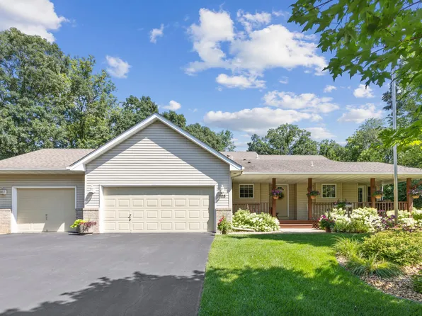 105 145th Ln NE, Ham Lake, MN 55304