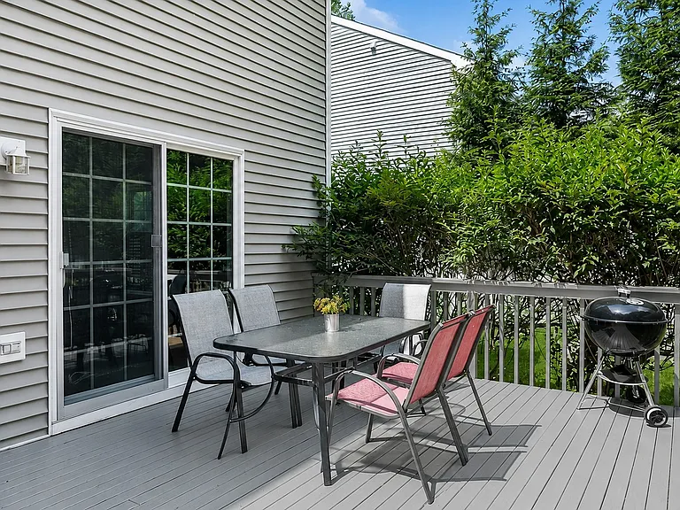 921 Shore Acres Dr — Photo 28