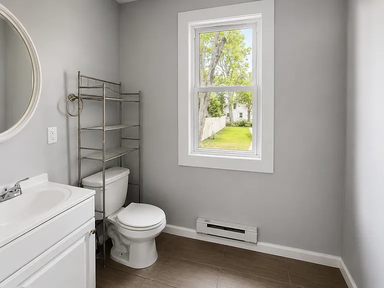 848 Thomas St #850 — Photo 8