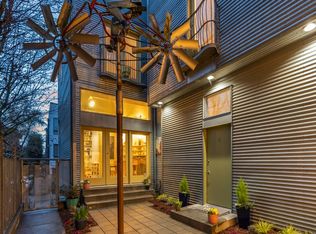 213 11th Ave E UNIT C, Seattle, WA 98102